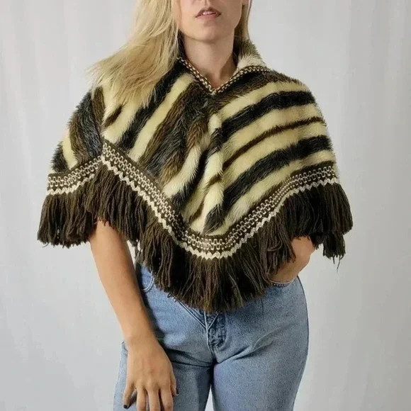 Vintage 70s Western Fur Fringe Poncho Bolero Fringe Collar / Shawl - Picture 1 of 11
